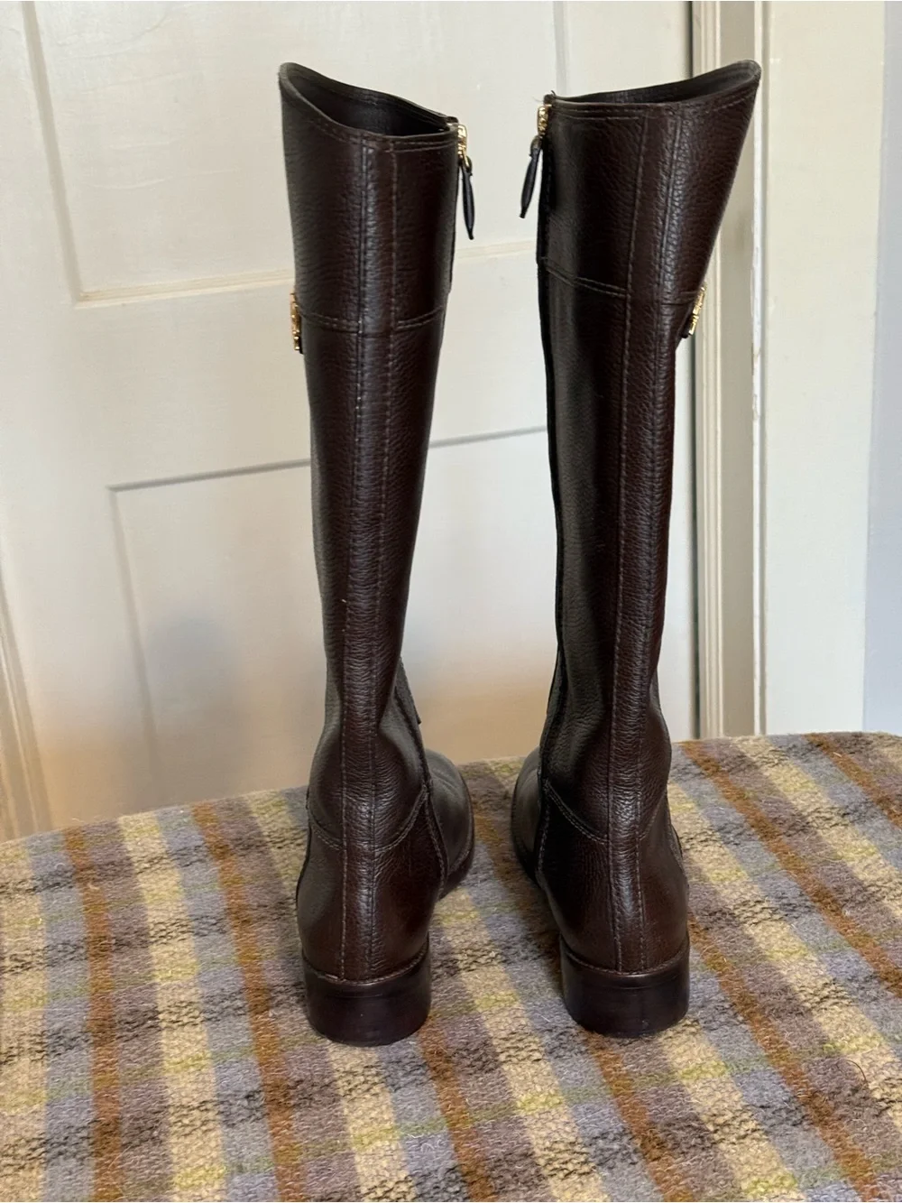 Tory Burch Joanna Dark Brown Pebbled Leather Knee Riding Boots Gold Logo EUC sz8